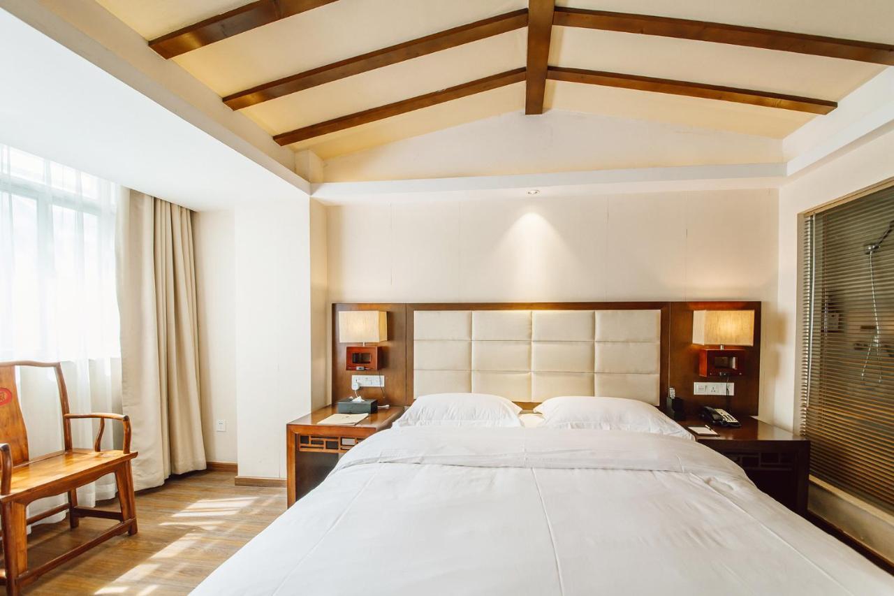 Oriental Hotel Zhangmutou Экстерьер фото